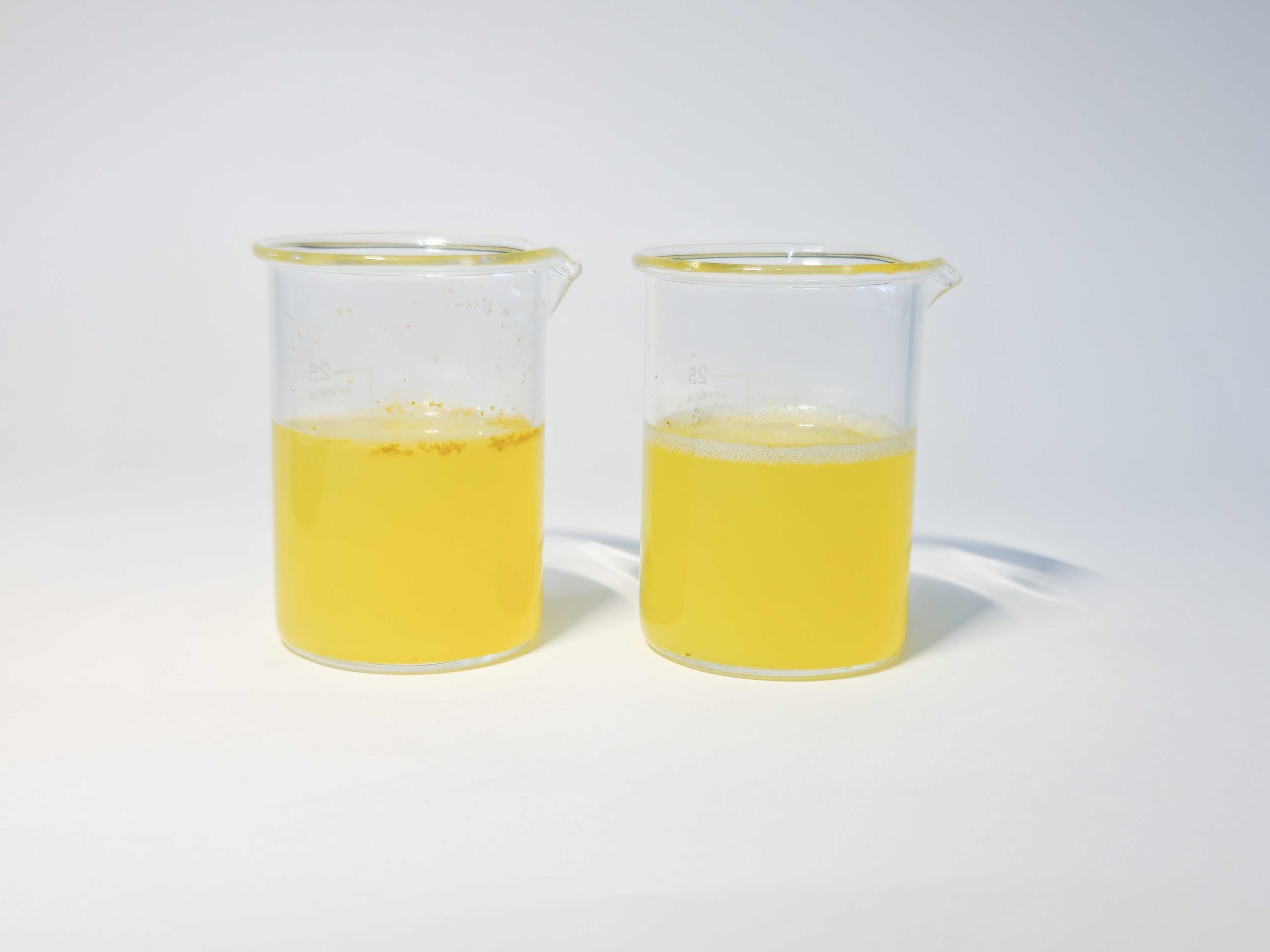 Solubiliser vs. Emulsifier: Which one do you need?