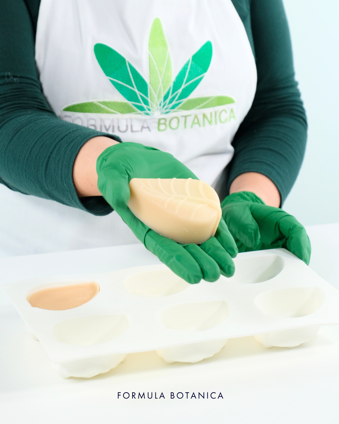 How to make a solid hair conditioner bar that works for every hair type
