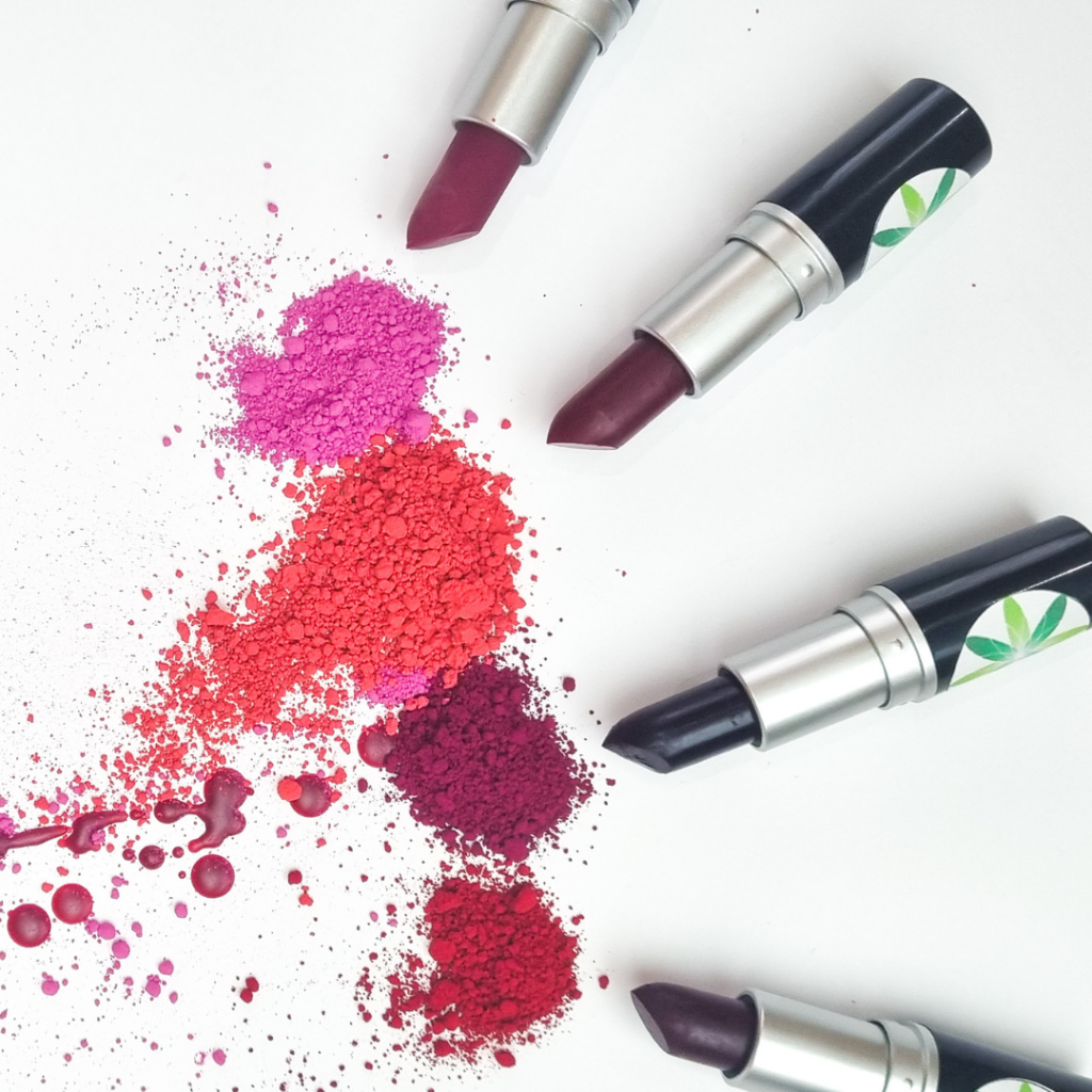 Formula Botanica teaches natural makeup formulation